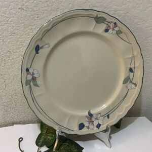 Epoch Stoneware Apple Blossom 12" Round Serving Platter Chop Plate Retired Pat
